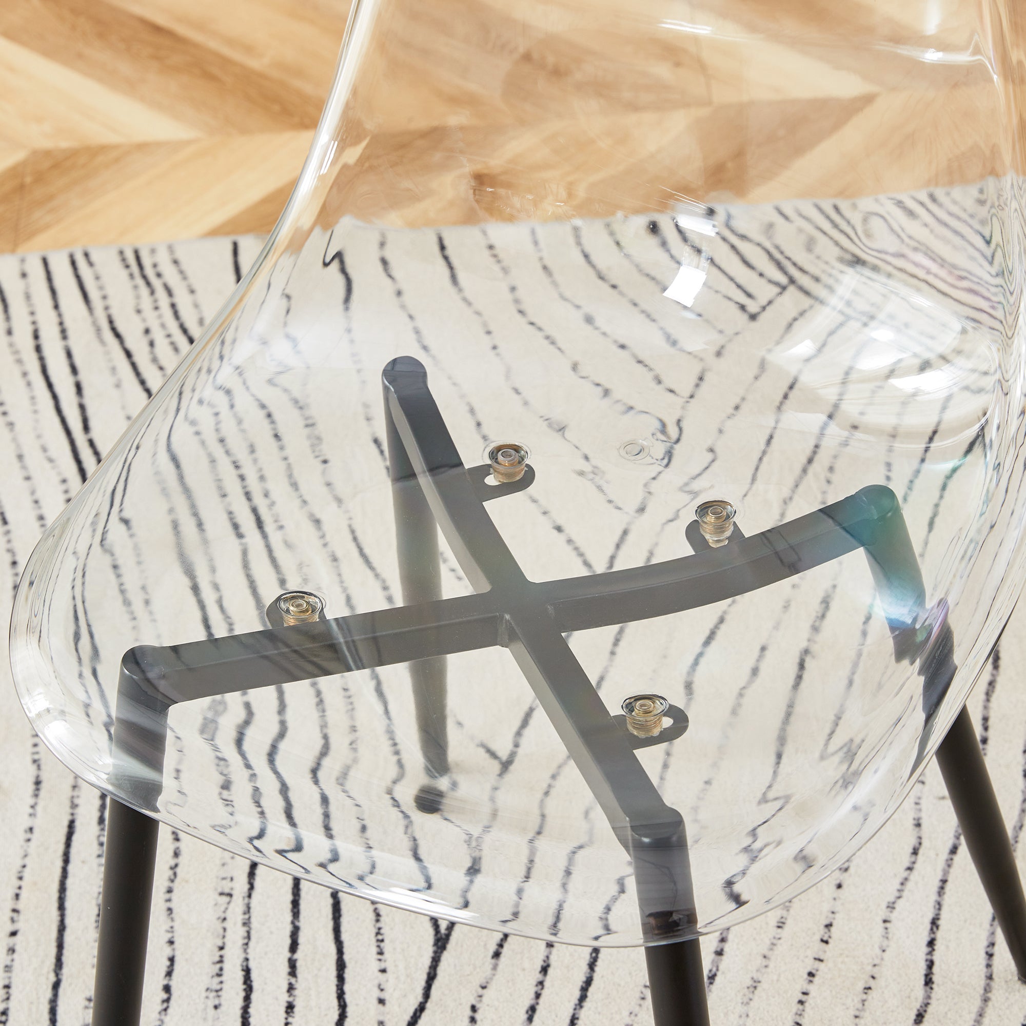 Modern minimalist transparent dining chair, plastic chair, armless crystal chair, Nordic creative makeup stool, negotiation chair, set of 4 pieces, black metal legs,TW-1200