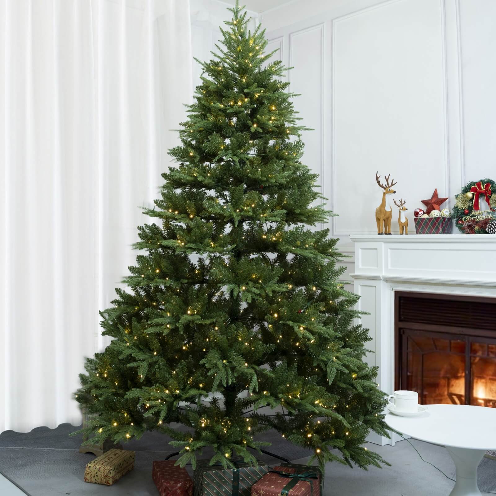 Luxury Artificial Christmas Tree with Optional LED Lights(PJT-2501)