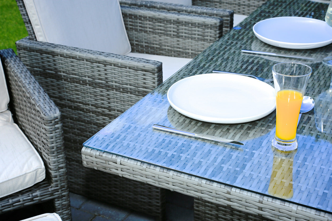 A 10-piece outdoor furniture set made of wicker, including a dining table and stools, which can be freely combined to suit family gatherings